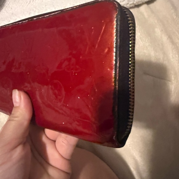 SOLD‼️‼️‼️‼️Louis Vuitton Cherry Red Monogram Wallet - Picture 5 of 10